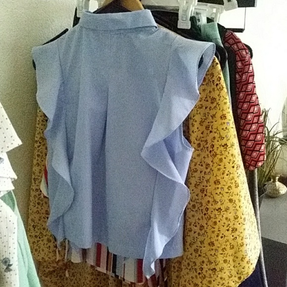 Ruffled Striped Blouse - Picture 3 of 3